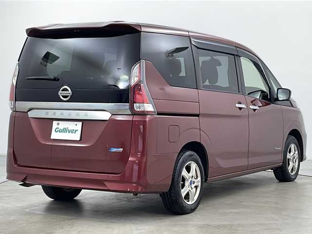 日産 セレナ X 道央・札幌 2017(平29)年 11万km マルーンレッド ・ワンオーナー/・社外SDナビ&TV&CD&DVD&BT/・片側パワースライドドア/・全方位カメラ/・S-HYBRID/・エマージェンシーブレーキ/・側方支援機能/・標識検知機能/・クリアランスソナー/・ふらつき警報/・クルーズコントロール/・パーキングアシスト/・ECOモード/・横滑り防止装置/・アイドリングストップ/・社外ドライブレコーダー/・ビルトインETC/・プッシュスタート/・LEDヘッドライト/・オートライト/・スマートキー/・スペアキー/・純正エンジンスターター/・社外AWスタッドレスタイヤ積込