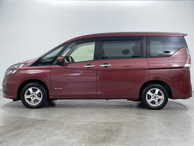 日産 セレナ X 道央・札幌 2017(平29)年 11万km マルーンレッド ・ワンオーナー/・社外SDナビ&TV&CD&DVD&BT/・片側パワースライドドア/・全方位カメラ/・S-HYBRID/・エマージェンシーブレーキ/・側方支援機能/・標識検知機能/・クリアランスソナー/・ふらつき警報/・クルーズコントロール/・パーキングアシスト/・ECOモード/・横滑り防止装置/・アイドリングストップ/・社外ドライブレコーダー/・ビルトインETC/・プッシュスタート/・LEDヘッドライト/・オートライト/・スマートキー/・スペアキー/・純正エンジンスターター/・社外AWスタッドレスタイヤ積込