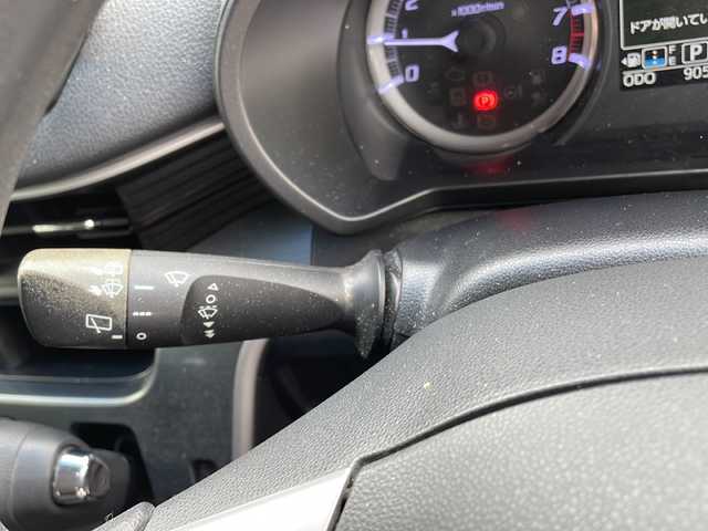ダイハツ ムーヴ カスタム X SA 鹿児島県 2015(平27)年 9.1万km ファイアークォーツレッドM 社外ナビ/Bluetooth/ETC/プッシュスタートボタン/ワンセグ/アイドリングストップ/パワーウィンドウ/電動格納ミラー/バックカメラ/社外アルミホイール14インチ/衝突被害軽減システム/オートライト/横滑り防止装置/純正フロアマット