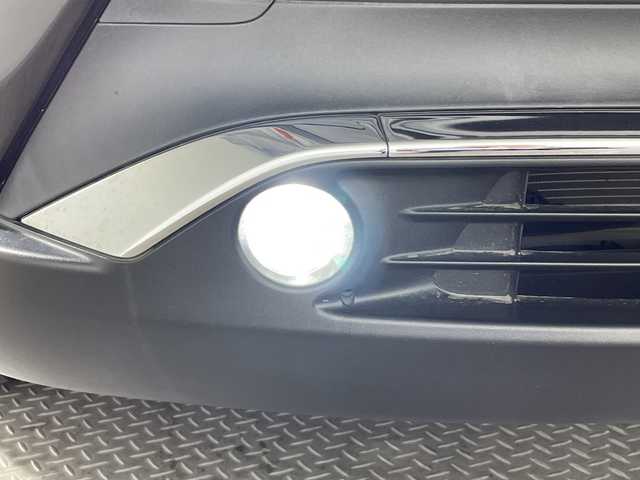 トヨタ ハリアー Z 神奈川県 2020(令2)年 1.1万km ブラック トヨタセーフティセンス/純正メーカーオプションディスプレイオーディオ/・ナビTVキット付き/BT/AUX/USB/MiraCast/パノラミックビューモニター/JBLプレミアムサウンド/ビルトインETC2.0/デジタルインナーミラー/前後ドライブレコーダー/BSM/MTモード/ハーフレザーシート/パワーシート(D)/HUD/電動サイドブレーキ/オートブレーキホールド/パワーバックドア/ハンズフリーバックドア/ECO/SPORTモード/横滑り防止装置/スマートキー/スペアキー/プッシュスタートボタン/革巻きステアリング/ステアリングスイッチ/Autoライト/SOSコール/LEDヘッドライト/フォグランプ/電動格納ミラー/ウィンカーミラー/純正フロアマット/純正ドアバイザー/純正19インチアルミホイール