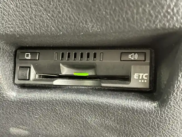 トヨタ シエンタ G クエロ 千葉県 2018(平30)年 9.6万km クールボルドーガラスフレーク トヨタセーフティセンス/・プリクラッシュセーフティ/・レーンディパーチャーアラート/・先行車発進/純正7インチSDナビ/CD BT MSV フルセグ/バックカメラ/両側パワースライドドア/LEDオートライト/ハーフレザーシート/純正16インチアルミホイール/革巻きステアリング/ステアリングスイッチ/ドアバイザー/純正フロアマット/プッシュスタート/スマートキー/ETC