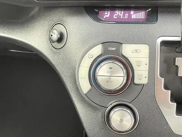 トヨタ シエンタ G クエロ 千葉県 2018(平30)年 9.6万km クールボルドーガラスフレーク トヨタセーフティセンス/・プリクラッシュセーフティ/・レーンディパーチャーアラート/・先行車発進/純正7インチSDナビ/CD BT MSV フルセグ/バックカメラ/両側パワースライドドア/LEDオートライト/ハーフレザーシート/純正16インチアルミホイール/革巻きステアリング/ステアリングスイッチ/ドアバイザー/純正フロアマット/プッシュスタート/スマートキー/ETC