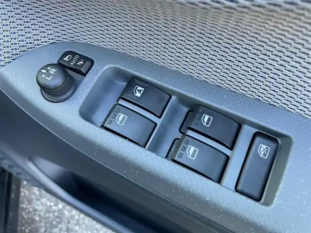 ダイハツ ムーヴ カスタム X SAⅡ 石川県 2015(平27)年 2.8万km ブラックマイカメタリック 社外メモリーナビ/社外CD/DVD/フルセグTV/LEDヘッドライト/ETC/スマートキー/プッシュスタート/電動ミラー/ベンチシート/スマートアシスト/純正アルミホイール/オートライト