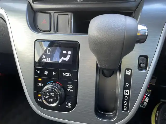 ダイハツ ムーヴ カスタム X SAⅡ 石川県 2015(平27)年 2.8万km ブラックマイカメタリック 社外メモリーナビ/社外CD/DVD/フルセグTV/LEDヘッドライト/ETC/スマートキー/プッシュスタート/電動ミラー/ベンチシート/スマートアシスト/純正アルミホイール/オートライト