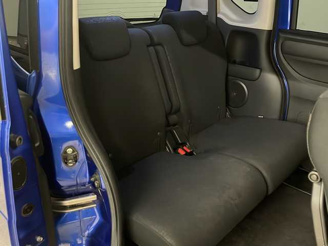 ホンダ Ｎ ＢＯＸ カスタム G Lパッケージ 熊本県 2015(平27)年 9.2万km ブリリアントスポーティブルーメタリック2トーン 社外ナビＳＤナビ（ＣＤ/ＢＴ/ラジオ/フルセグ）/バックカメラ/ＥＴＣ/片側パワースライドドア/横滑り防止装置/プッシュスタート/スマートキー/オートライト/フォグランプ/純正フロアマット/ドアバイザー/純正14インチＡＷ