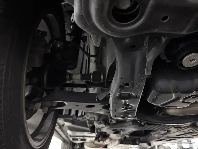 レクサス ＲＸ 450h Fスポーツ 三重県 2022(令4)年 2.6万km ホワイトノーヴァガラスフレーク ハイブリッド/FF/MTモード付フロアCVT/12.3インチナビ（AM/FM/CD/DVD/SDREC/SD/USB/Bluetooth/Miracast/AUX/TV）/パノラミックビューモニター/ETC2.0/LEXUS Safety System＋/●プリクラッシュセーフティ/●レーンキーピングアシスト/●レーダークルコン（全車速追従機能付）/●ブレードスキャンアダプティブハイビームシステム/・ブラインドスポットモニター＆リヤクロストラフィックアラート・オートブレーキ/・ロードサインアシスト/・先行車発進告知機能/など/装備/・セミアニリン本革シート（黒）/・電動ランバーサポート付10wayパワーシート（Dメモリー付/N）/・シートヒーター＆ベンチレーション（D/N）/・ステアリングヒーター/・ハンズフリーパワーバックドア/・AC100Vコンセント（100W）/・カラーヘッドアップディスプレイ/・3眼フルLEDヘッドランプ/・パドルシフト/・左右独立オートエアコン/・電動チルト&テレスコピックステアリング/・ステアリングスイッチ/・純正20inAW/・スマートキーx1、カードキーx1/・保/取/ナビ取/など