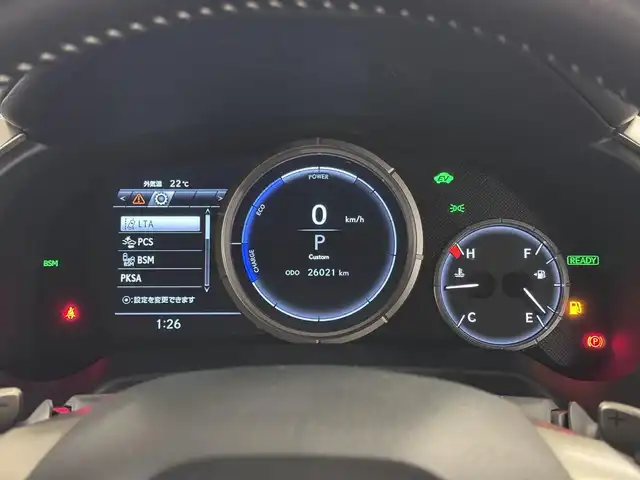 レクサス ＲＸ 450h Fスポーツ 三重県 2022(令4)年 2.6万km ホワイトノーヴァガラスフレーク ハイブリッド/FF/MTモード付フロアCVT/12.3インチナビ（AM/FM/CD/DVD/SDREC/SD/USB/Bluetooth/Miracast/AUX/TV）/パノラミックビューモニター/ETC2.0/LEXUS Safety System＋/●プリクラッシュセーフティ/●レーンキーピングアシスト/●レーダークルコン（全車速追従機能付）/●ブレードスキャンアダプティブハイビームシステム/・ブラインドスポットモニター＆リヤクロストラフィックアラート・オートブレーキ/・ロードサインアシスト/・先行車発進告知機能/など/装備/・セミアニリン本革シート（黒）/・電動ランバーサポート付10wayパワーシート（Dメモリー付/N）/・シートヒーター＆ベンチレーション（D/N）/・ステアリングヒーター/・ハンズフリーパワーバックドア/・AC100Vコンセント（100W）/・カラーヘッドアップディスプレイ/・3眼フルLEDヘッドランプ/・パドルシフト/・左右独立オートエアコン/・電動チルト&テレスコピックステアリング/・ステアリングスイッチ/・純正20inAW/・スマートキーx1、カードキーx1/・保/取/ナビ取/など