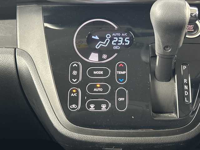 日産 デイズ ルークス ハイウェイスターX 愛知県 2017(平29)年 2.1万km オーシャンブルーP 純正7インチメSDナビ/（ＤＶＤ/ＣＤ/フルセグ/Ｂluetooth/ＡＭ/ＦＭ）/アラウンドビューモニター/衝突軽減ブレーキ/片側パワースライドドア/ＬＥＤヘッドライト/スマートキー/後席サーキューレーター/オートライト/純正１４インチＡＷ/純正エアロ/純正フロアマット