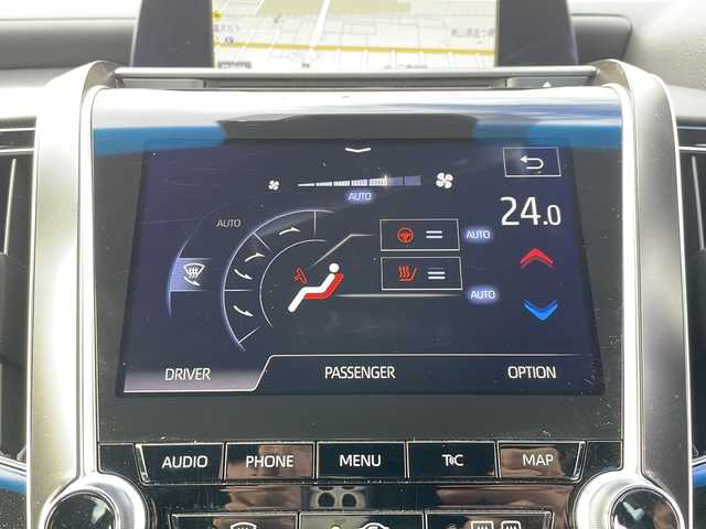 トヨタ クラウン ハイブリッド RS Four リミテッド 道北・旭川 2020(令2)年 5.1万km ホワイトパールクリスタルシャイン /4WD//寒冷地仕様//3眼LEDヘッドライトシーケンシャルウインカー//純正メモリナビ//CD/DVD/BD/SD/MSV/BT/USB/フルセグ//パノラミックビューモニター//トヨタセーフティセンス//PCS/ACC/LTA/BSM/RCTA/PKSB/RSA/HUD//クリアランスソナー//パーキングアシスト//ハーフレザーシート//パワーシート//シートヒーター//ステアリングヒーター//ミラーヒーター//オートハイビーム//オートライト//LEDヘッドライト//フォグライト//ヘッドライトウォッシャー//オートリトラミラー//オートワイパー//ビルトインETC//純正エンジンスターター//AC100V//フロントデアイサー//純正フロアマット//ドアバイザー//AW冬タイヤ積み込み