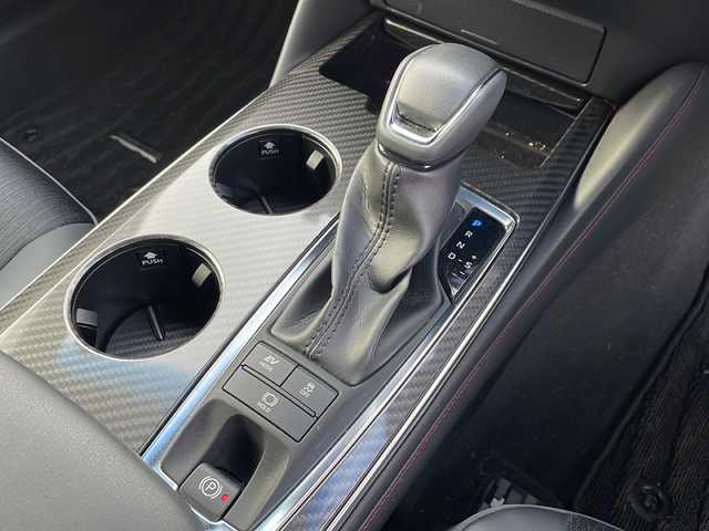 トヨタ クラウン ハイブリッド RS Four リミテッド 道北・旭川 2020(令2)年 5.1万km ホワイトパールクリスタルシャイン /4WD//寒冷地仕様//3眼LEDヘッドライトシーケンシャルウインカー//純正メモリナビ//CD/DVD/BD/SD/MSV/BT/USB/フルセグ//パノラミックビューモニター//トヨタセーフティセンス//PCS/ACC/LTA/BSM/RCTA/PKSB/RSA/HUD//クリアランスソナー//パーキングアシスト//ハーフレザーシート//パワーシート//シートヒーター//ステアリングヒーター//ミラーヒーター//オートハイビーム//オートライト//LEDヘッドライト//フォグライト//ヘッドライトウォッシャー//オートリトラミラー//オートワイパー//ビルトインETC//純正エンジンスターター//AC100V//フロントデアイサー//純正フロアマット//ドアバイザー//AW冬タイヤ積み込み