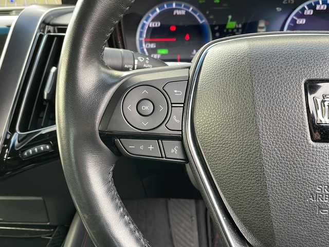 トヨタ クラウン ハイブリッド RS Four リミテッド 道北・旭川 2020(令2)年 5.1万km ホワイトパールクリスタルシャイン /4WD//寒冷地仕様//3眼LEDヘッドライトシーケンシャルウインカー//純正メモリナビ//CD/DVD/BD/SD/MSV/BT/USB/フルセグ//パノラミックビューモニター//トヨタセーフティセンス//PCS/ACC/LTA/BSM/RCTA/PKSB/RSA/HUD//クリアランスソナー//パーキングアシスト//ハーフレザーシート//パワーシート//シートヒーター//ステアリングヒーター//ミラーヒーター//オートハイビーム//オートライト//LEDヘッドライト//フォグライト//ヘッドライトウォッシャー//オートリトラミラー//オートワイパー//ビルトインETC//純正エンジンスターター//AC100V//フロントデアイサー//純正フロアマット//ドアバイザー//AW冬タイヤ積み込み