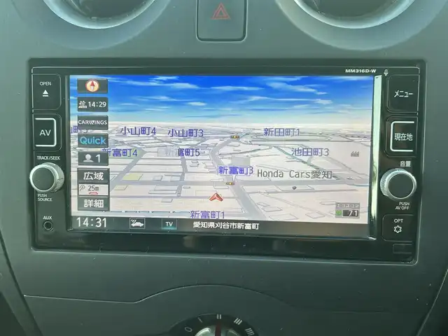 日産 ノート XVセレ +セーフ 愛知県 2017(平29)年 6.8万km ガーネットレッド 純正SDナビ(FM/AM/CD/DVD/BT/AUX/USB/WALKMAN/フルセグ)/エマージェンシーブレーキ/車線逸脱警報/特別仕様車/アラウンドビューモニター・バックカメラ/コーナーセンサー/デジタルインナーミラー/HIDヘッドライト/電動格納ミラー/純正フロアマット/アイドリングストップ/ETC/プッシュスタート/スマートキー・スペアキー１本/ステアリングリモコン/ハンズフリー/ABS/取扱説明書・保証書