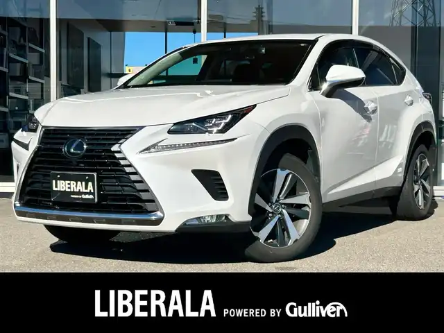 レクサス ＮＸ 300 Iパッケージ 富山県 2017(平29)年 9.9万km 白 純正SDナビ/Bluetooth接続/フルセグTV/AM/FMラジオ/Miracast/CD再生/バックカメラ/サンルーフ/ＡＣＣ/パワーバックドア/ドラレコ/D/N席パワーシート/D/N席シートヒーター/ステアリングヒーター/オートハイビーム/オートホールド/ETC2.0/横滑り防止/アイドリングストップ/車線逸脱防止