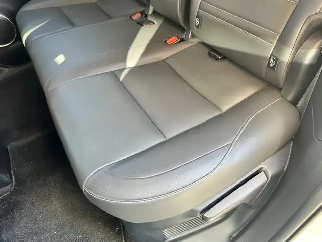 レクサス ＮＸ 300 Iパッケージ 富山県 2017(平29)年 9.9万km 白 純正SDナビ/Bluetooth接続/フルセグTV/AM/FMラジオ/Miracast/CD再生/バックカメラ/サンルーフ/ＡＣＣ/パワーバックドア/ドラレコ/D/N席パワーシート/D/N席シートヒーター/ステアリングヒーター/オートハイビーム/オートホールド/ETC2.0/横滑り防止/アイドリングストップ/車線逸脱防止