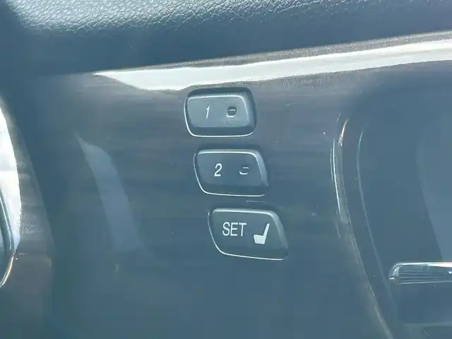 ホンダ アコード ハイブリッド EX 愛媛県 2017(平29)年 3.8万km プレミアムディープロッソパール メーカーオプション純正ナビ/BT/AM・FM/CD/DVD/フルセグTV/ビルトインETC/前方ドライブレコーダー/D+N席パワーシート/シートメモリー/全席シートヒーター/追従型クルーズコントロール/オートホールド/レーンキープアシスト/衝突軽減システム/前後コーナーセンサー/バックカメラ・左サイドカメラ/純正アルミホイール/純正フロアマット