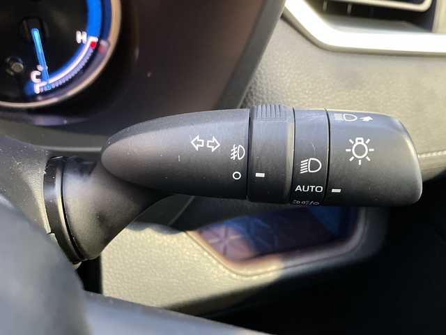 トヨタ ＲＡＶ４ ハイブリッドG 新潟県 2022(令4)年 3.1万km センシュアルレッドマイカ 4WD/純正9インチナビ/(AM/FM/Miracast/Bluetooth)/フルセグTV/トヨタセーフティセンス/・プリクラッシュセーフティ/・レーンキープアシスト/・オートハイビーム/・レーダークルーズコントロール/ブラインドスポットモニター/全方位カメラ/ビルトインＥＴＣ2.0/D/N席シートヒーター/D/N席エアシート/ステアリングヒーター/ＬＥＤヘッドライト/前後ドライブレコーダー/オートブレーキホールド/電動リアゲート/AC100V/置くだけ充電