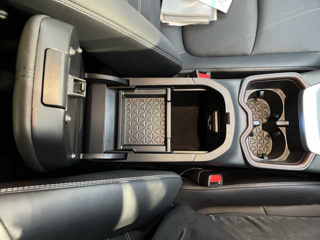 トヨタ ＲＡＶ４ ハイブリッドG 新潟県 2022(令4)年 3.1万km センシュアルレッドマイカ 4WD/純正9インチナビ/(AM/FM/Miracast/Bluetooth)/フルセグTV/トヨタセーフティセンス/・プリクラッシュセーフティ/・レーンキープアシスト/・オートハイビーム/・レーダークルーズコントロール/ブラインドスポットモニター/全方位カメラ/ビルトインＥＴＣ2.0/D/N席シートヒーター/D/N席エアシート/ステアリングヒーター/ＬＥＤヘッドライト/前後ドライブレコーダー/オートブレーキホールド/電動リアゲート/AC100V/置くだけ充電