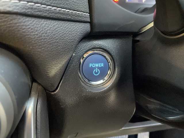 トヨタ ＲＡＶ４ ハイブリッドG 新潟県 2022(令4)年 3.1万km センシュアルレッドマイカ 4WD/純正9インチナビ/(AM/FM/Miracast/Bluetooth)/フルセグTV/トヨタセーフティセンス/・プリクラッシュセーフティ/・レーンキープアシスト/・オートハイビーム/・レーダークルーズコントロール/ブラインドスポットモニター/全方位カメラ/ビルトインＥＴＣ2.0/D/N席シートヒーター/D/N席エアシート/ステアリングヒーター/ＬＥＤヘッドライト/前後ドライブレコーダー/オートブレーキホールド/電動リアゲート/AC100V/置くだけ充電