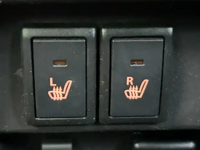 スズキ ハスラー Jスタイル Ⅱ 静岡県 2023(令5)年 4万km クールカーキパールメタリック/ソフトベージュメタリック 純正９インチメモリナビ/FM/AM/CD/DVD/フルセグTV/Bluetooth/マルチビューカメラ/レーダークルーズコントロール/前後ドラレコ/ETC2.0/前席シートヒーター/フルフラットシート/LEDヘッドライト/オートライト/オートハイビーム/コーナーセンサー/ルーフレール/純正フロアマット/純正15AW