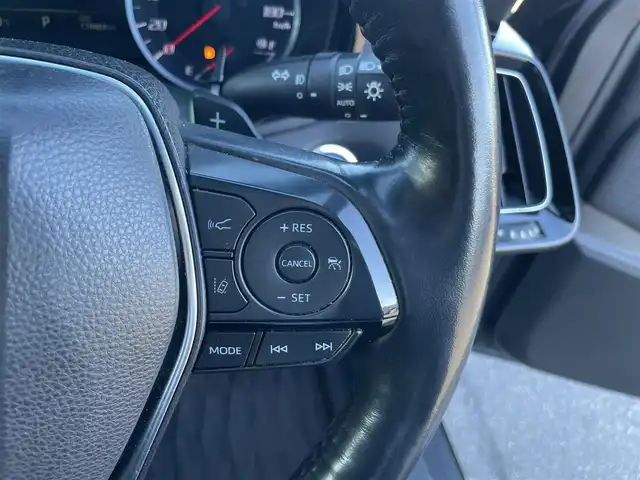 トヨタ クラウン ハイブリッド S 岡山県 2018(平30)年 12万km 黒 登録時走行距離119489km/純正ナビ/フルセグTV(AM/FM/CD/DVD/Bluetooth)/バックカメラ/ビルトインETC2.0/ドライブレコーダー/トヨタセーフティセンス/・レーダークルーズコントロール/・オートマチックハイビーム/・プリクラッシュセーフティ/・レーンディバーチャーアラート/横滑り防止装置/オートブレーキホールド/D/N席パワーシート/D/N席シートヒーター/ステアリングヒーター/純正フロアマット/17インチ純正AW