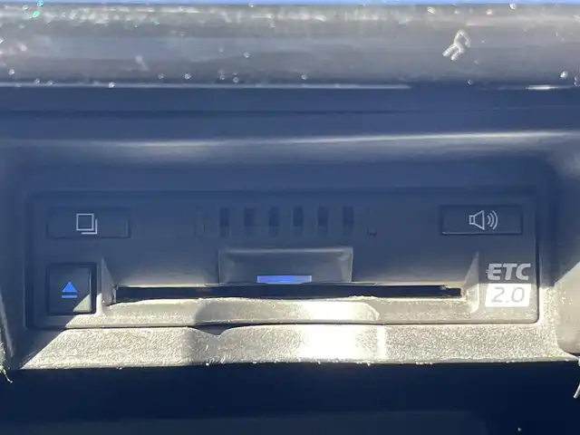 トヨタ クラウン ハイブリッド S 岡山県 2018(平30)年 12万km 黒 登録時走行距離119489km/純正ナビ/フルセグTV(AM/FM/CD/DVD/Bluetooth)/バックカメラ/ビルトインETC2.0/ドライブレコーダー/トヨタセーフティセンス/・レーダークルーズコントロール/・オートマチックハイビーム/・プリクラッシュセーフティ/・レーンディバーチャーアラート/横滑り防止装置/オートブレーキホールド/D/N席パワーシート/D/N席シートヒーター/ステアリングヒーター/純正フロアマット/17インチ純正AW