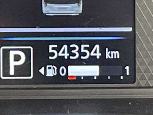 三菱 ｅＫクロス T 群馬県 2020(令2)年 5.5万km 黄 純正９型ナビ　全周囲カメラ　フルセグＴＶ　電子ミラー　マイパイロット　衝突被害軽減システム　クリアランスソナー　ＬＥＤヘッドライト　ヘッドライトレべライザー　ステアリングスイッチ　シートヒーター　禁煙