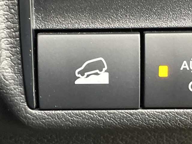 三菱 ｅＫクロス T 群馬県 2020(令2)年 5.5万km 黄 純正９型ナビ　全周囲カメラ　フルセグＴＶ　電子ミラー　マイパイロット　衝突被害軽減システム　クリアランスソナー　ＬＥＤヘッドライト　ヘッドライトレべライザー　ステアリングスイッチ　シートヒーター　禁煙