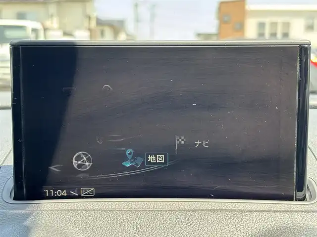 アウディ Ａ３ SB SラインダイナミックLTD 大分県 2020(令2)年 9.2万km 白 ・純正ナビ(CD.DVD.SD.BT.USB)/・バックカメラ/・フルセグテレビ/・衝突軽減ブレーキ/・ETC/・コーナーセンサー/・クルーズコントロール/・パドルシフト/・ステアリングリモコン/・パワーシート/・シートヒーター/・オートライト/・スマートキー