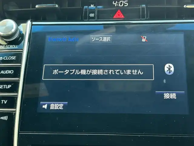 トヨタ ハリアー エレガンス 大阪府 2014(平26)年 11.1万km ホワイトパールクリスタルシャイン 純正８インチナビ/（フルセグ／ＢＴ／ＣＤ／ＤＶＤ）/バックモニター/アイドリングストップ/横滑り防止/純正18インチAW/ブラックハーフレザーシート/運転席パワーシート/オートライト/電動格納ミラー/ETC/スペアキー
