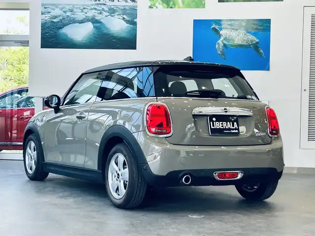 ＭＩＮＩ ミニ クーパー 大阪府 2019(平31)年 4万km 緑 ペッパーP/インテリジェントセーフティ/純正ナビ/バックカメラ/純正15インチAW/クリアランスソナー/ETC/ドラレコ