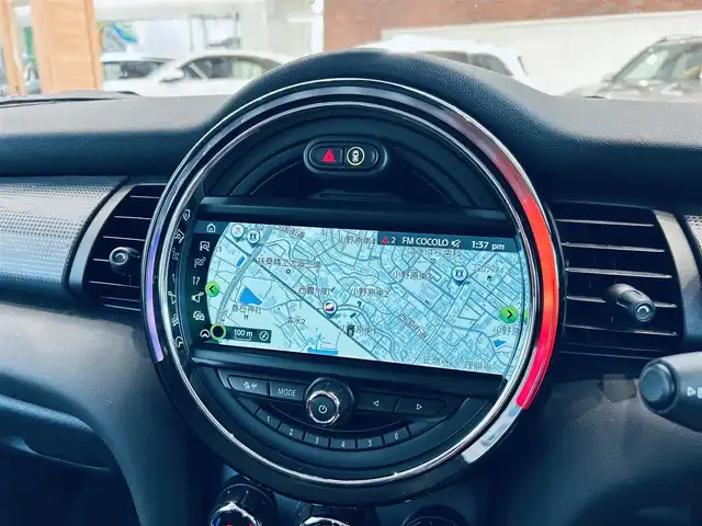 ＭＩＮＩ ミニ クーパー 大阪府 2019(平31)年 4万km 緑 ペッパーP/インテリジェントセーフティ/純正ナビ/バックカメラ/純正15インチAW/クリアランスソナー/ETC/ドラレコ