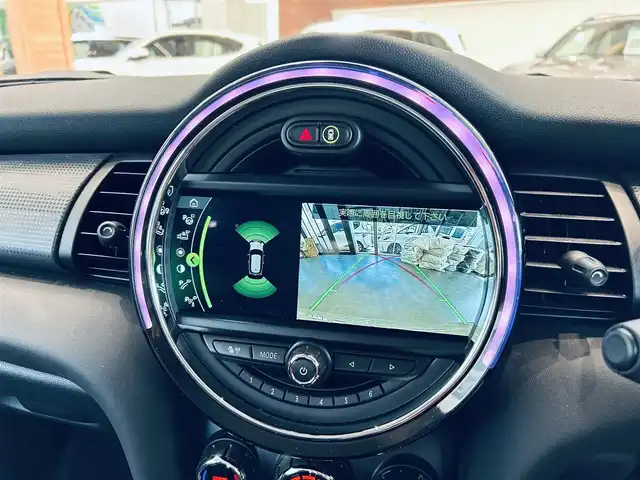 ＭＩＮＩ ミニ クーパー 大阪府 2019(平31)年 4万km 緑 ペッパーP/インテリジェントセーフティ/純正ナビ/バックカメラ/純正15インチAW/クリアランスソナー/ETC/ドラレコ