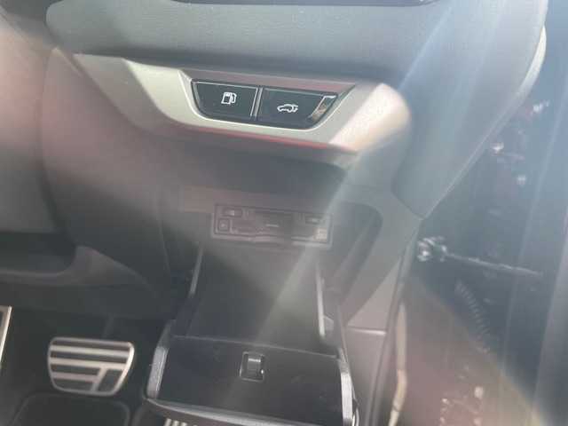 レクサス ＲＸ 350 Fスポーツ 大阪府 2025(令7)年 0.2万km グラファイトブラックガラスフレーク /禁煙ワンオーナー//パノラマルーフ//純ナビ付き14インチタッチディスプレーオーディオ//前席パワーシート/シートヒーター/ベンチレーション//オレッジキャリパー//パワーバックドア//ビルトインETC//レーダークルーズコントロール//レーンディパーチャーアラート//レーントレーシングアシスト//レーンチェンジアシスト//ロードサインアシスト//パノラマルーフ//純正21AW