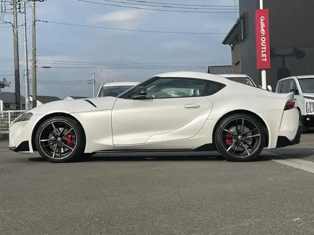 トヨタ スープラ RZ 群馬県 2020(令2)年 6.6万km ホワイトメタリック トヨタセーフティー/・プリクラッシュ/・レーンキープアシスト/・ブラインドスポット/・クルーズコントロール/・オートライト/・オートマチックハイビーム/・横滑り防止/・SOSコール/純正8.8インチナビ/・AM/FM/CD/・Bluetooth/USB/・フルセグTV/JBLサウンド/LEDヘッドライト/パドルシフト/シートヒーター前席/シートメモリー/ヘッドアップディスプレイ/バックカメラ/ＥＴＣ/プッシュスタート/スマートキー