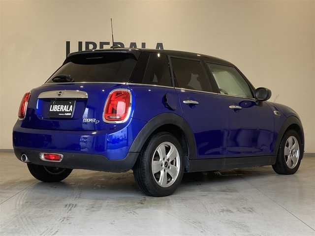 ＭＩＮＩ ミニ クーパー D 熊本県 2020(令2)年 4.3万km 青Ⅱ ・ワンオーナー/・スマートキー/・プッシュスタート/・インテリジェントセーフティ/・PDC自動起動/・パーキンブアシスト/・純正HDDナビ/　【Bluetooth・USB・MSV】/・バックカメラ/・ETC/・LEDヘッドランプ/・LEDフォグランプ/・純正マット/・保証書/取説