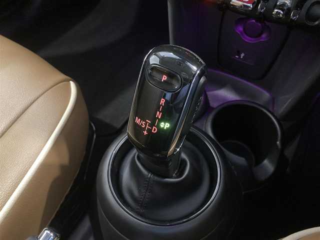 ＭＩＮＩ ミニ クーパー D 熊本県 2020(令2)年 4.3万km 青Ⅱ ・ワンオーナー/・スマートキー/・プッシュスタート/・インテリジェントセーフティ/・PDC自動起動/・パーキンブアシスト/・純正HDDナビ/　【Bluetooth・USB・MSV】/・バックカメラ/・ETC/・LEDヘッドランプ/・LEDフォグランプ/・純正マット/・保証書/取説