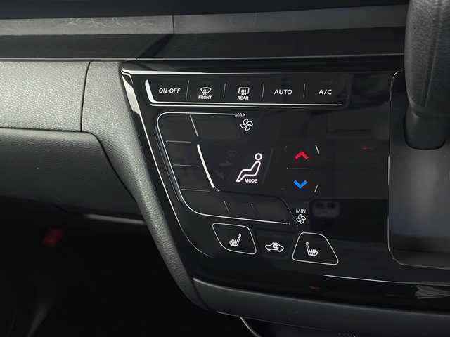 日産 ルークス HWS X プロパイロットED 栃木県 2024(令6)年 0.9万km オーシャンブルーP 純正オーディオ/バックカメラ/全周囲カメラ/ハンズフリーオートスライドドア/両側電動スライドドア/D/N席シートヒーター/ステアリングヒーター/追従式クルーズコントロール/インテリジェントルームミラー/コーナーセンサー/LEDヘッドライト/リヤシーリングファン/アイドリングストップ/オートライト/純正フロアマット/プロパイロット/エマージェンシーブレーキ/オートブレーキホールド/プッシュスタート