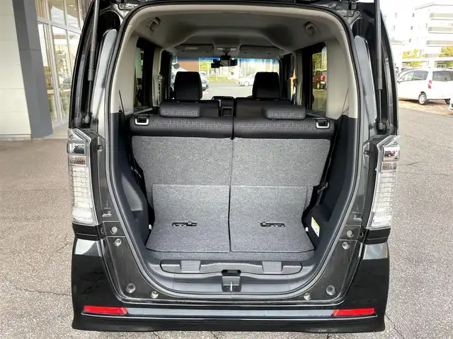 ホンダ Ｎ ＢＯＸ カスタム G Lパッケージ 新潟県 2016(平28)年 6.3万km スマートブラック (株)IDOMが運営する【じしゃロン新潟店】の自社ローン専用車両になります。/こちらは現金またはオートローンご利用時の価格です。自社ローンご希望の方は別途その旨お申付け下さい/純正ナビ/CD/DVD視聴可能/フルセグTV視聴可能（走行中視聴可能）/Bluetooth接続可能/バックカメラ/ETC/ドライブレコーダー（前後）/両側パワースライドドア/衝突被害軽減システム/純正フロアマット/プッシュスタート/横滑り防止装置/ウィンカーミラー/フォグランプ/スマートキー/スペアキー×１