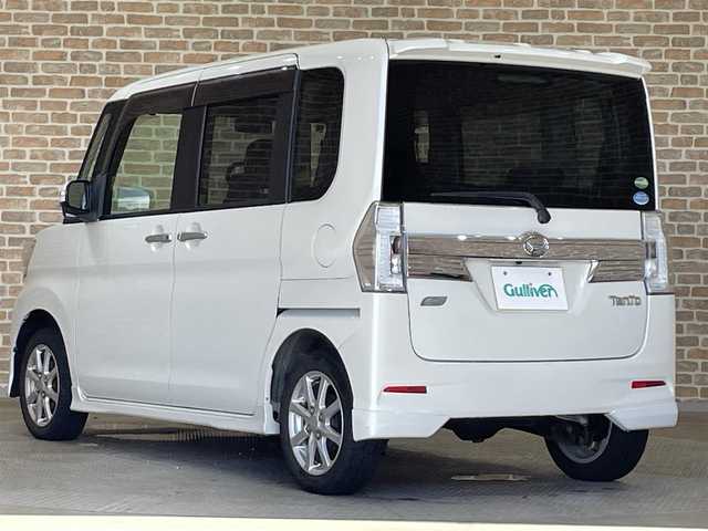 ダイハツ タント カスタム X 岩手県 2015(平27)年 7.2万km パールホワイトⅢ ４WD/左側パワースライドドア/アイドリングストップ/オートエアコン/ロールサンシェード/KENWOODナビ/バックカメラ/ETC/オートライト/LEDヘッドライト/フォグライト/純正14インチアルミほいーり