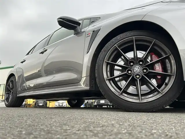 トヨタ ＧＲカローラ RZ 愛媛県 2023(令5)年 2.3万km ガンＭ 登録時走行距離:22537km/4WD/純正10.5型MOPナビ/フルセグTV/バックモニター/ビルトインETC2.0/レーダークルーズコントロール/クリアランスソナー/セーフティセンス/・衝突被害軽減ブレーキ/・車線逸脱防止支援システム/・オートマチックハイビーム/・標識認識システム/・発進遅れ告知機能/IC付ターボ/LEDヘッドランプ/革巻きステアリング/ステアリングヒーター/純正OPハーフレザースポーツシート/前席シートヒーター/JBLサウンドシステム/純正18インチアルミホイール/スマートキー/プッシュエンジンスタート/禁煙車
