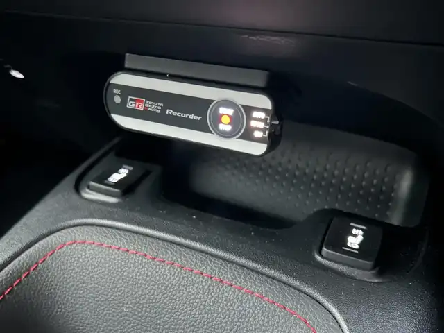 トヨタ ＧＲカローラ RZ 愛媛県 2023(令5)年 2.3万km ガンＭ 登録時走行距離:22537km/4WD/純正10.5型MOPナビ/フルセグTV/バックモニター/ビルトインETC2.0/レーダークルーズコントロール/クリアランスソナー/セーフティセンス/・衝突被害軽減ブレーキ/・車線逸脱防止支援システム/・オートマチックハイビーム/・標識認識システム/・発進遅れ告知機能/IC付ターボ/LEDヘッドランプ/革巻きステアリング/ステアリングヒーター/純正OPハーフレザースポーツシート/前席シートヒーター/JBLサウンドシステム/純正18インチアルミホイール/スマートキー/プッシュエンジンスタート/禁煙車