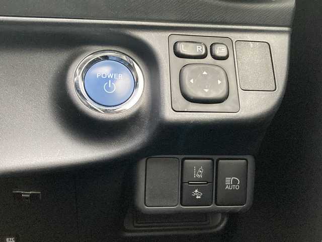 トヨタ アクア G ソフトレザーセレクション 福岡県 2019(令1)年 1.3万km ホワイトパールクリスタルシャイン 外部検査実施済み/純正SDナビ【NSZT-Y68T】/(DVD/フルセグTV/MSV)/バックカメラ/ビルトインETC2.0/前後ドライブレコーダー/合皮シート/前席シートヒーター/横滑り防止機能/レーンアシスト/衝突軽減ブレーキ/スマートキー/LEDヘッドライト/クルーズコントロール/パーキングサポートブレーキ/先行車発進告知