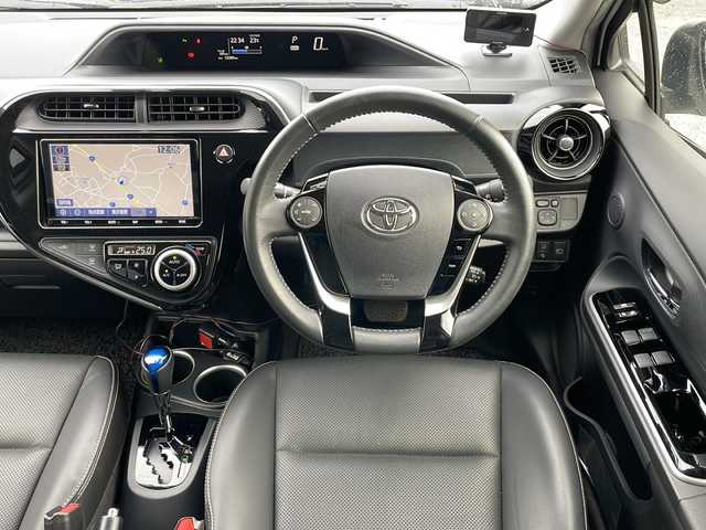 トヨタ アクア G ソフトレザーセレクション 福岡県 2019(令1)年 1.3万km ホワイトパールクリスタルシャイン 外部検査実施済み/純正SDナビ【NSZT-Y68T】/(DVD/フルセグTV/MSV)/バックカメラ/ビルトインETC2.0/前後ドライブレコーダー/合皮シート/前席シートヒーター/横滑り防止機能/レーンアシスト/衝突軽減ブレーキ/スマートキー/LEDヘッドライト/クルーズコントロール/パーキングサポートブレーキ/先行車発進告知