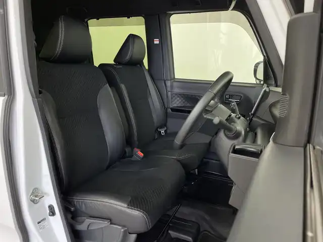 ダイハツ タント カスタム RS 鹿児島県 2022(令4)年 1.8万km シャイニングホワイトパール 純正9型ナビ/（Bluetooth/フルセグ/CD/DVD）/アダプティブクルーズコントロール/パノラミックビューモニター/ドアバイザー/ハーフレザー/シートヒーター/ハーフレザー/両側パワースライドドア/LEDヘッドライト/電子パーキング　/ブレーキホールド/AAC/純正15インチアルミホイール/シートバックテーブル/リアサンシェード