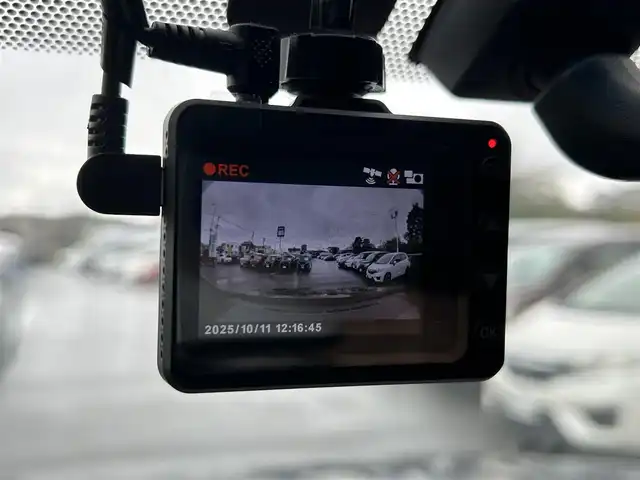トヨタ ハリアー エレガンス 静岡県 2015(平27)年 7.6万km スパークリングブラックパールクリスタルシャイン 純正ナビ　/・フルセグＴＶ　/・Ｂｌｕｅｔｏｏｔｈ接続　/・ＤＶＤ再生　/クルコン　/Ｂ・Ｆカメラ　/クルコン　/プッシュスタート　/スマートキー　/ハーフレザーシート　/Ｄ席パワーシート　/ビルトインＥＴＣ　/ドラレコ　/ＬＥＤオートライト/純正アルミホイール/取扱説明書/保証書