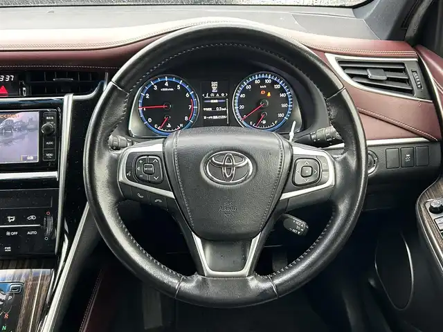 トヨタ ハリアー エレガンス 静岡県 2015(平27)年 7.6万km スパークリングブラックパールクリスタルシャイン 純正ナビ　/・フルセグＴＶ　/・Ｂｌｕｅｔｏｏｔｈ接続　/・ＤＶＤ再生　/クルコン　/Ｂ・Ｆカメラ　/クルコン　/プッシュスタート　/スマートキー　/ハーフレザーシート　/Ｄ席パワーシート　/ビルトインＥＴＣ　/ドラレコ　/ＬＥＤオートライト/純正アルミホイール/取扱説明書/保証書