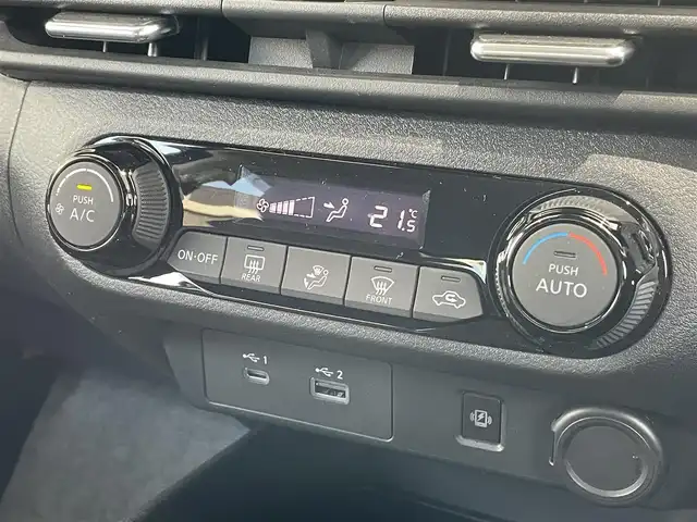 日産 オーラ G レザーエディション 岡山県 2021(令3)年 1.5万km ガーネットレッド/スーパーブラック 2トーン 登録時走行距離14994km/BOSEプレミアムサウンド/置くだけ充電/純正ディスプレイオーディオ/(AM/FM/BT/TV)/エマージェンシーブレーキ/レーンキープアシスト/BSM/クルーズコントロール/オートマチックハイビーム/ビルトインETC2.0/全方位カメラ/ドライブレコーダー/LEDヘッドライト/スペアキー/純正17インチアルミホイール/レザーシート