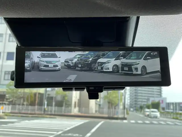 日産 オーラ G レザーエディション 岡山県 2021(令3)年 1.5万km ガーネットレッド/スーパーブラック 2トーン 登録時走行距離14994km/BOSEプレミアムサウンド/置くだけ充電/純正ディスプレイオーディオ/(AM/FM/BT/TV)/エマージェンシーブレーキ/レーンキープアシスト/BSM/クルーズコントロール/オートマチックハイビーム/ビルトインETC2.0/全方位カメラ/ドライブレコーダー/LEDヘッドライト/スペアキー/純正17インチアルミホイール/レザーシート