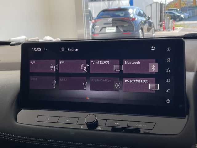 日産 エクストレイル X 兵庫県 2022(令4)年 2.6万km ダイヤモンドブラック ・プロパイロット/・ハンドル支援機能/・車線逸脱警報/・車線逸脱防止支援/・後側方車両検知警報/・後側方衝突防止支援/・前方衝突防止支援/・踏み間違い衝突防止支援/・標識認識機能/・ルート減速支援/・前後ソナー（移動物検知）/・後退時車両検知警報/・ふらつき警報/・レーダークルーズコントロール/・オートハイビーム/・デジタルインナーミラー/・12.3インチメーカーナビ＆フルセグ＆BT＆USB/・アラウンドビューモニター/・純正前後ドライブレコーダー/・ステアリングリモコン/・ステアリングヒーター/・前席シートヒーター/・ビルトインETC2.0/・スマートキー/・プッシュスタート/・AC100V/・電子パーキング/・オートホールド/・LEDヘッドライト/・オートライト/・フロアマット/・社外18インチアルミホイール