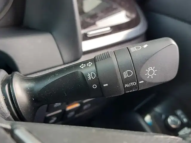 トヨタ アルファードハイブリット SR Cパッケージ 東京都 2021(令3)年 2.3万km ホワイトパールクリスタルシャイン 純正メーカーオプション１０．５インチナビ/（CD/DVD/BT/フルセグ/USB)/ＪＢＬサウンド/パノラミックビューモニター/サンルーフ/三眼ＬＥＤヘッドライト/ＡＣ１００Ｖ/Toyota Safety Sense/・プリクラッシュセーフティ/・レーントレーシングアシスト/・レーダークルーズコントロール/・オートマチックハイビーム/・アダプティブハイビームシステム/・ブラインドスポットモニター/・パーキングアシスト/合皮シート/パワーシート（運転席/助手席/2列目席）/シートメモリー/シートヒーター/シートベンチレーション/オットマン/デジタルインナーミラー/ビルトインＥＴＣ2.0/パワーバックドア/ナノイー/純正フロアマット/純正17インチAW